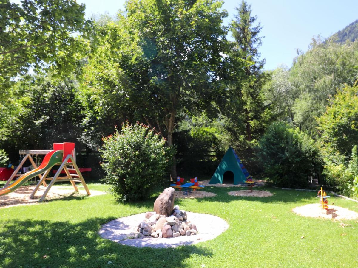 Holiday Home Draucamping-1 Sachsenburg Exterior foto